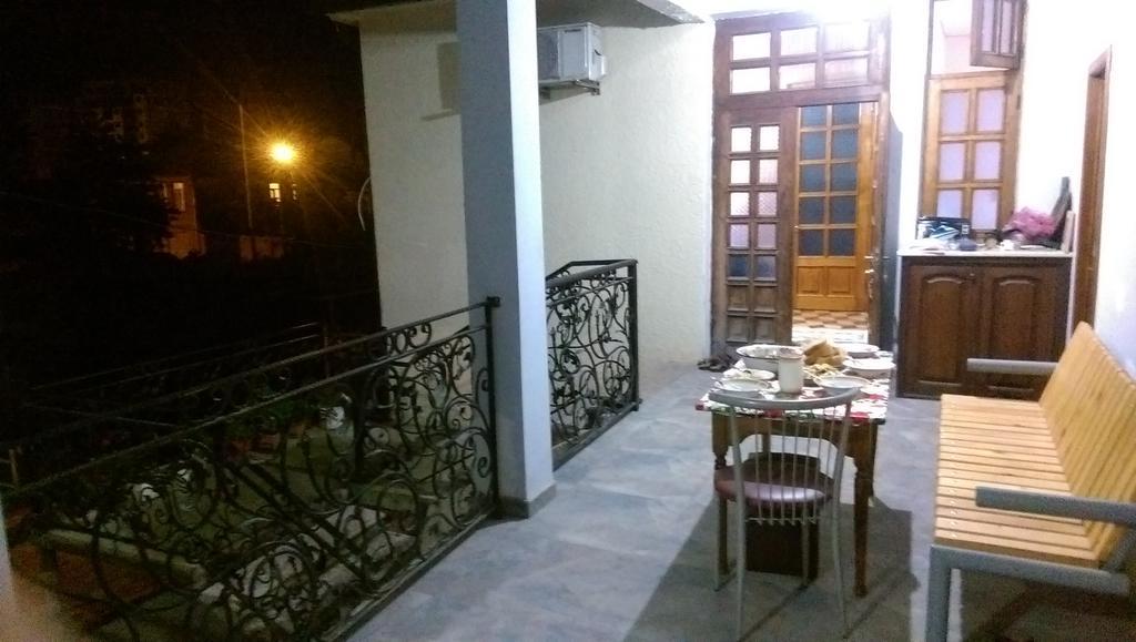 Apartments Komakhidze 68 Batoumi Extérieur photo